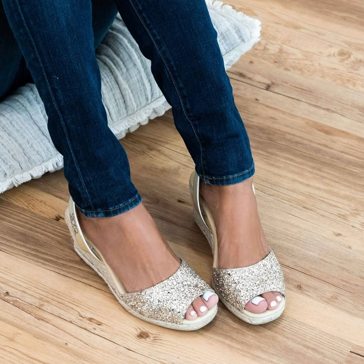 Classic Espadrille Wedge (&#39;23 Edit) in Champagne Glitter - Shoeq