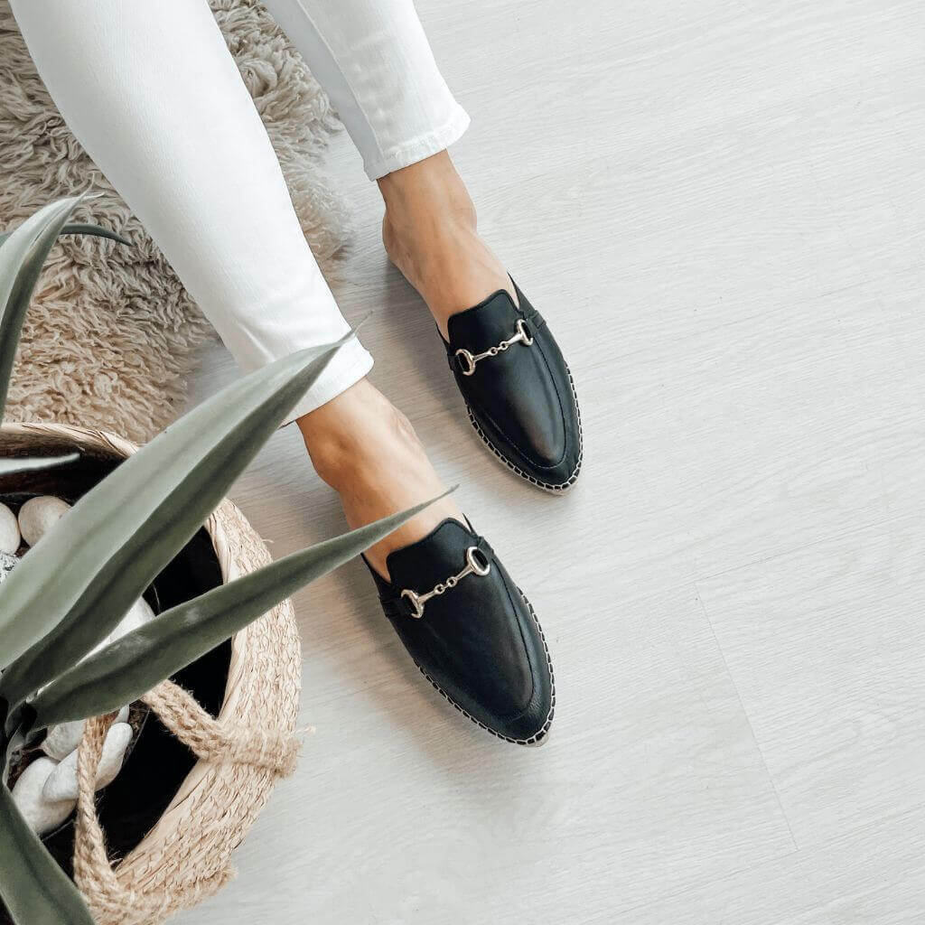 Espadrille Mule in Midnight - Shoeq