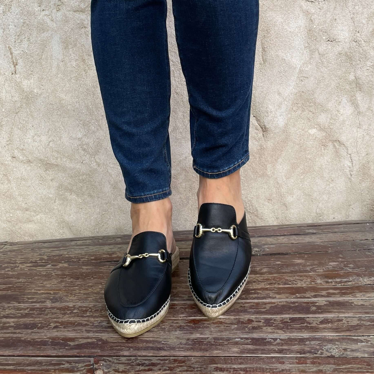 Espadrille Mule in Midnight - Shoeq