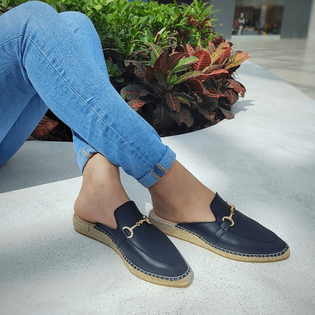 Espadrille Mule in Midnight - Shoeq