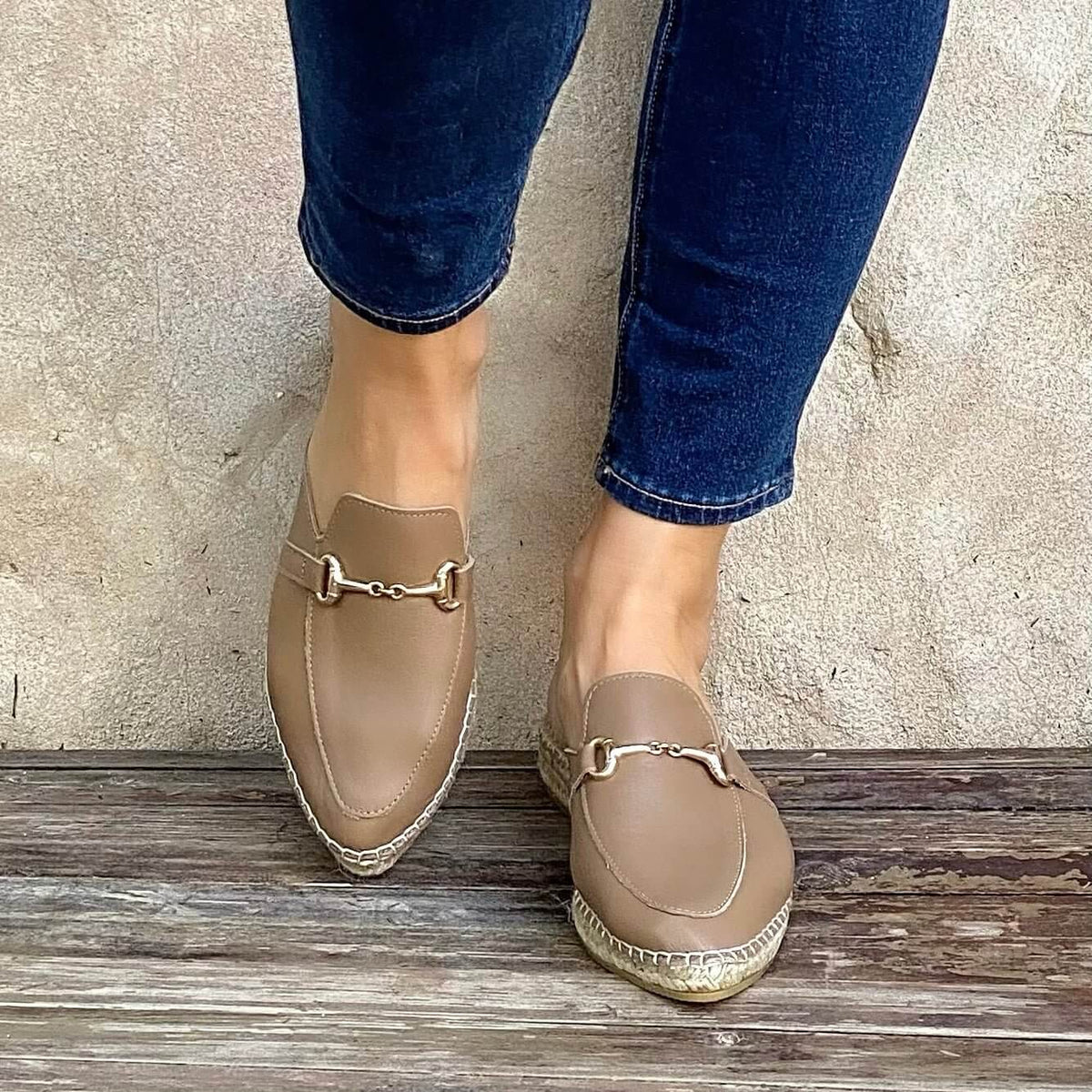 Espadrille Mule in Mocha - Shoeq