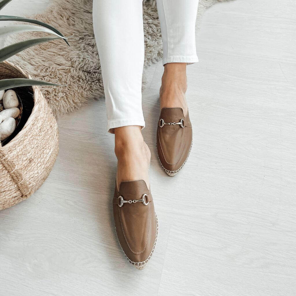 Espadrille Mule in Mocha - Shoeq