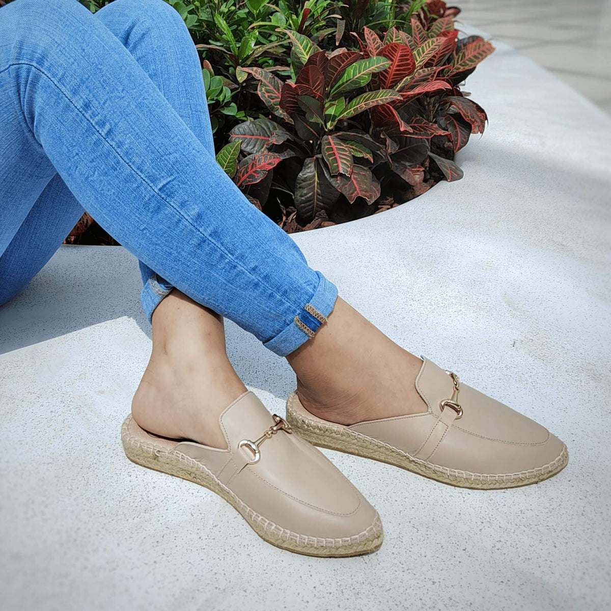 Espadrille Mule in Sand - Shoeq