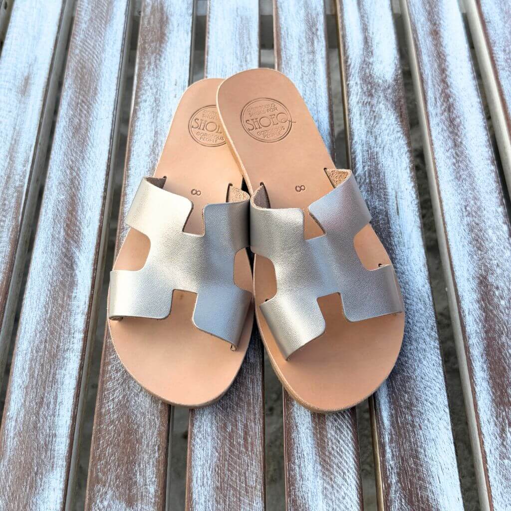 Hania Slide in Bronze - Shoeq