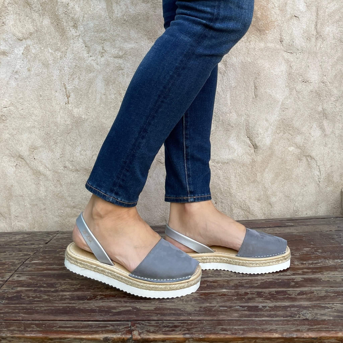 Lola Lowform in Ash Grey - Shoeq