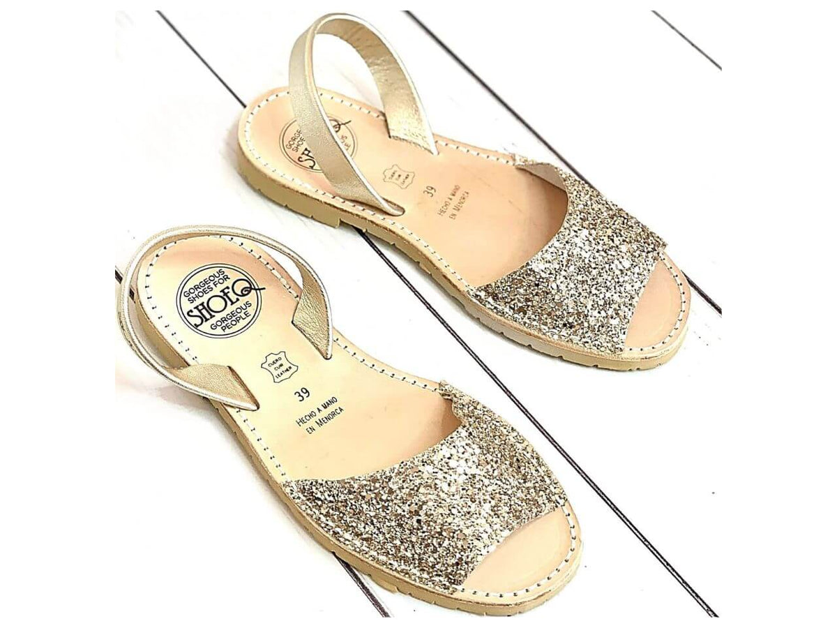 Peekaboo Avarca in Champagne Glitter - Shoeq