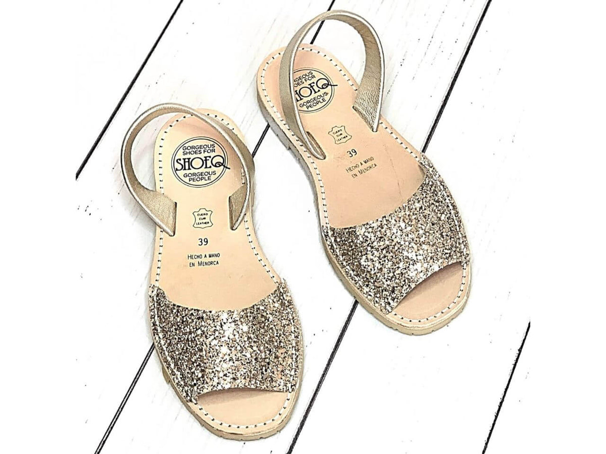 Peekaboo Avarca in Champagne Glitter - Shoeq