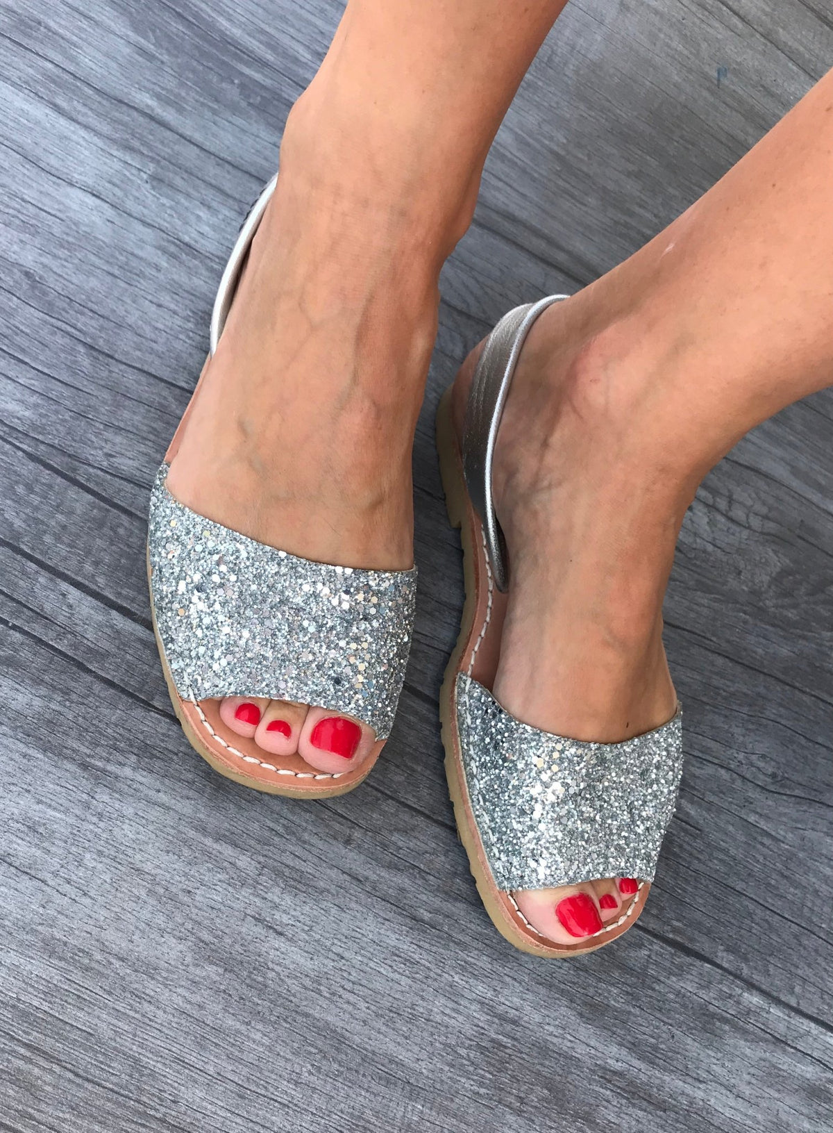 Peekaboo Avarca in Silver Glitter - Shoeq