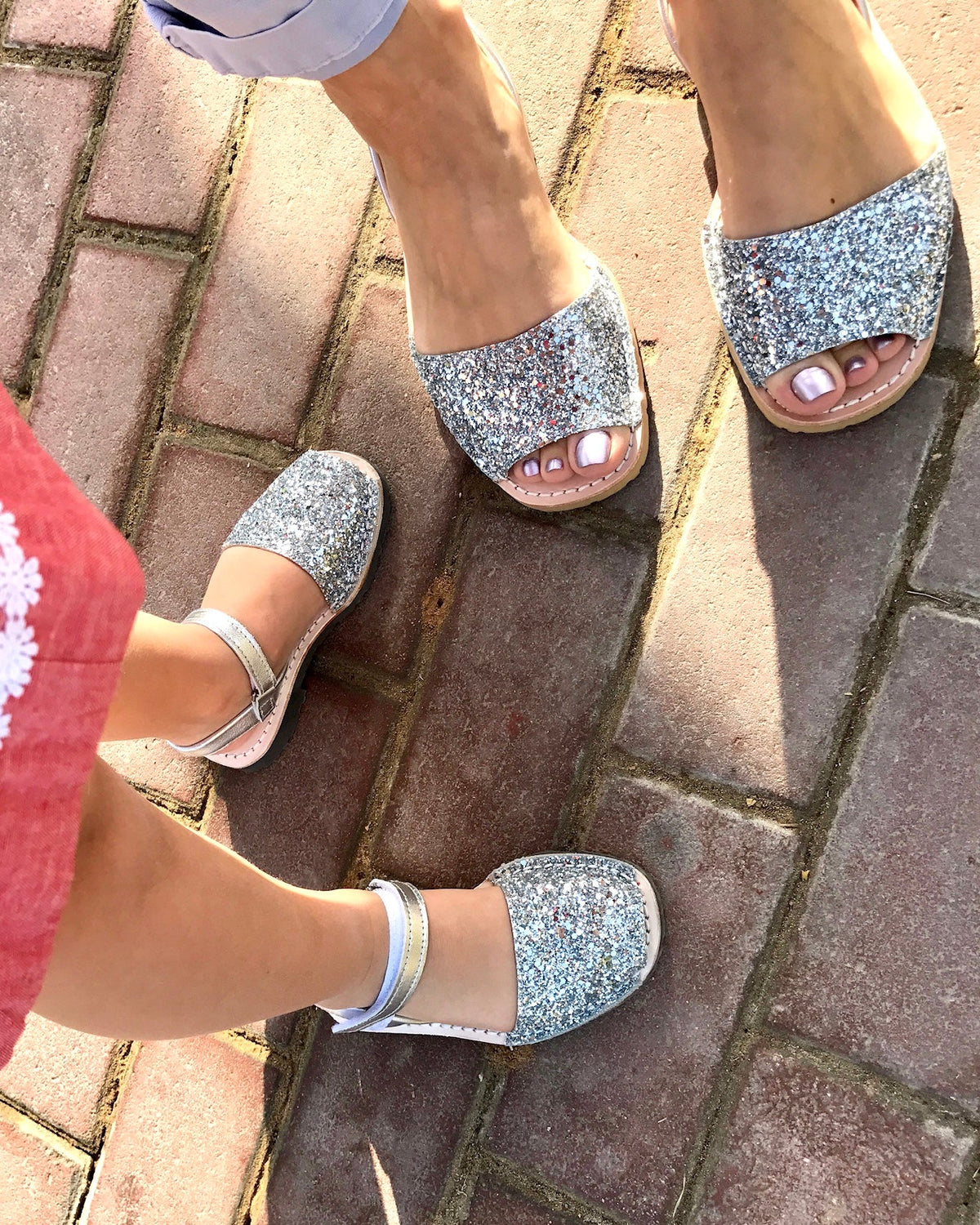 Peekaboo Avarca in Silver Glitter - Shoeq