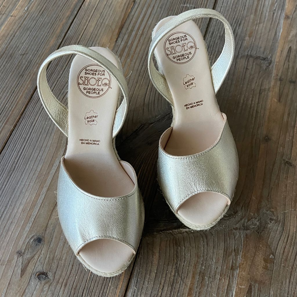 Roxy Espadrille Wedge in Champagne Metallic - Outlet Item - Size 36 - Shoeq