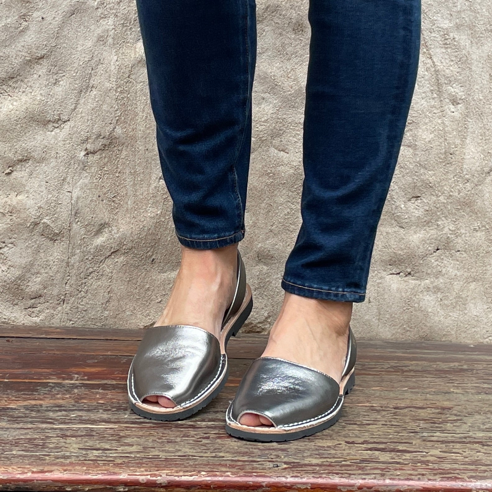 Classic Avarca in Metallic Pewter - Shoeq