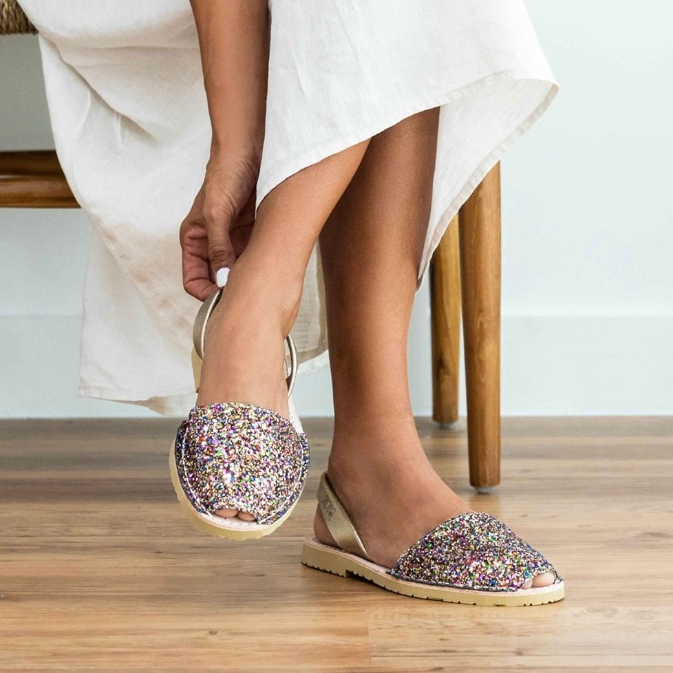 Classic Avarca in Rainbow Gold Glitter - Shoeq