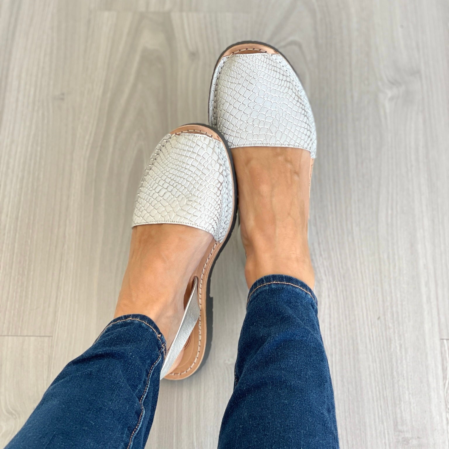 Classic Avarca in White Snakeskin Print - Shoeq