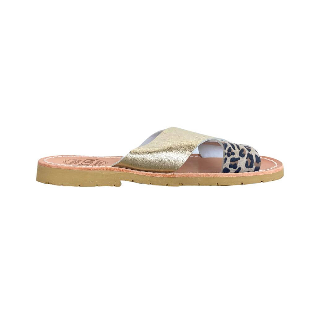 Crossover Slide in Champagne Leopard - Shoeq - Handcrafted Spanish Shoes for Women