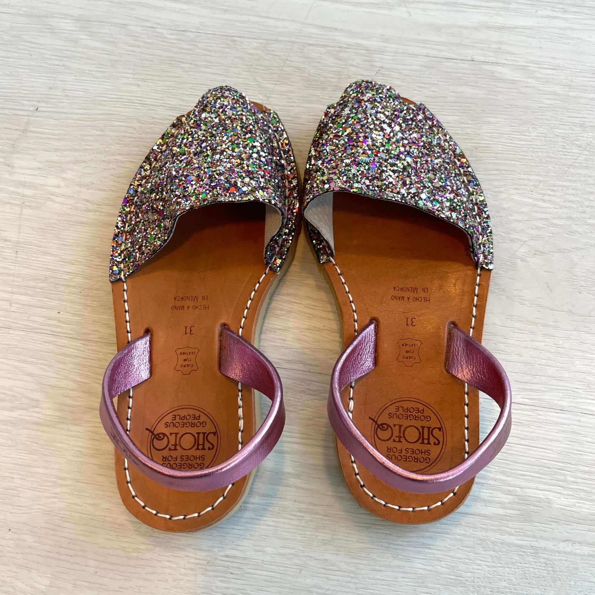 DS - Girls Classic Avarca in Rainbow Pink Glitter - outlet item - Shoeq
