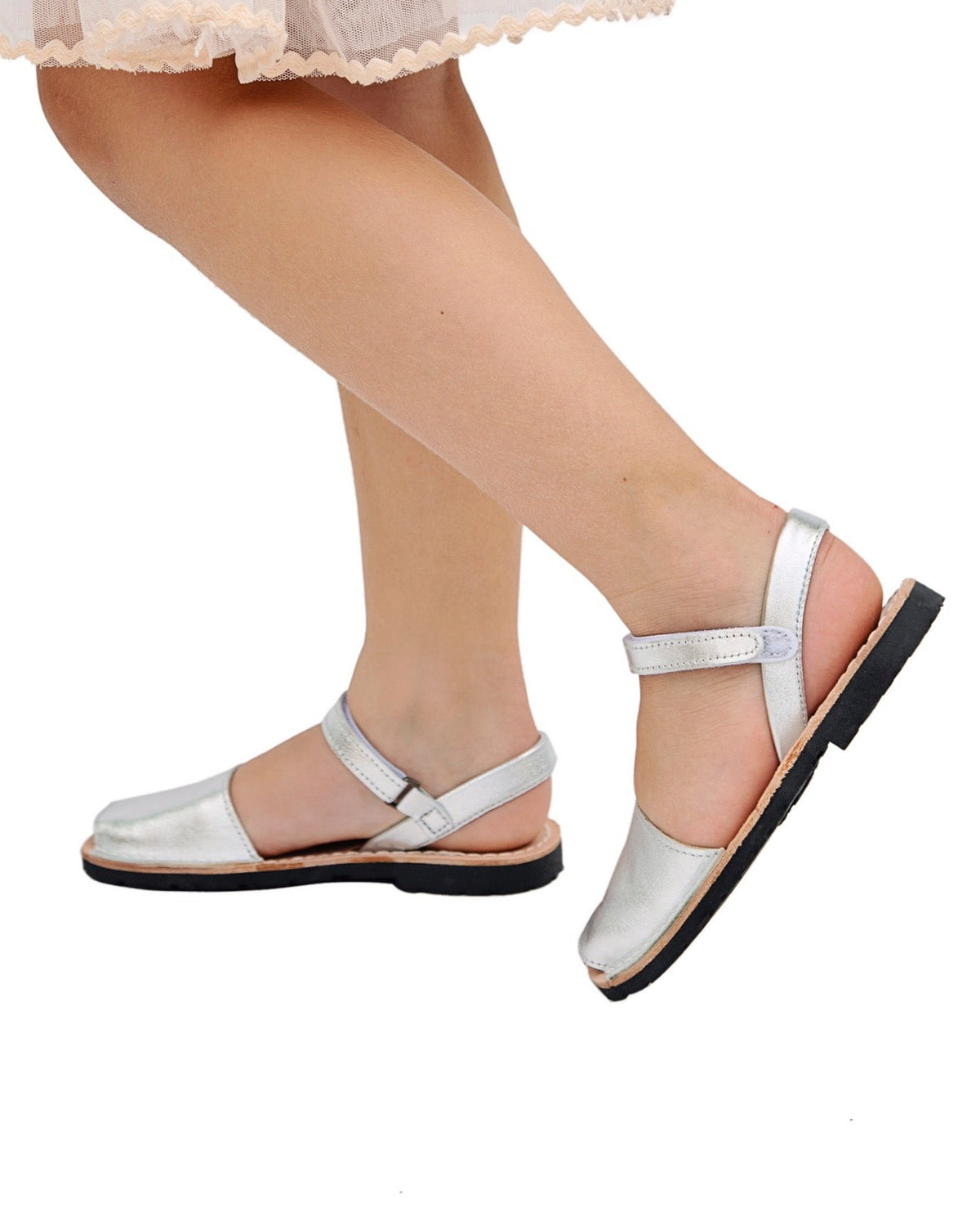 Girls Ankle Strap Avarca in Metallic Silver - Shoeq