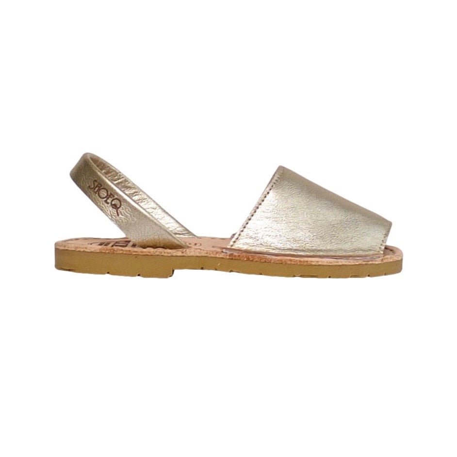 Girls Classic Avarca in Champagne Metallic - Shoeq