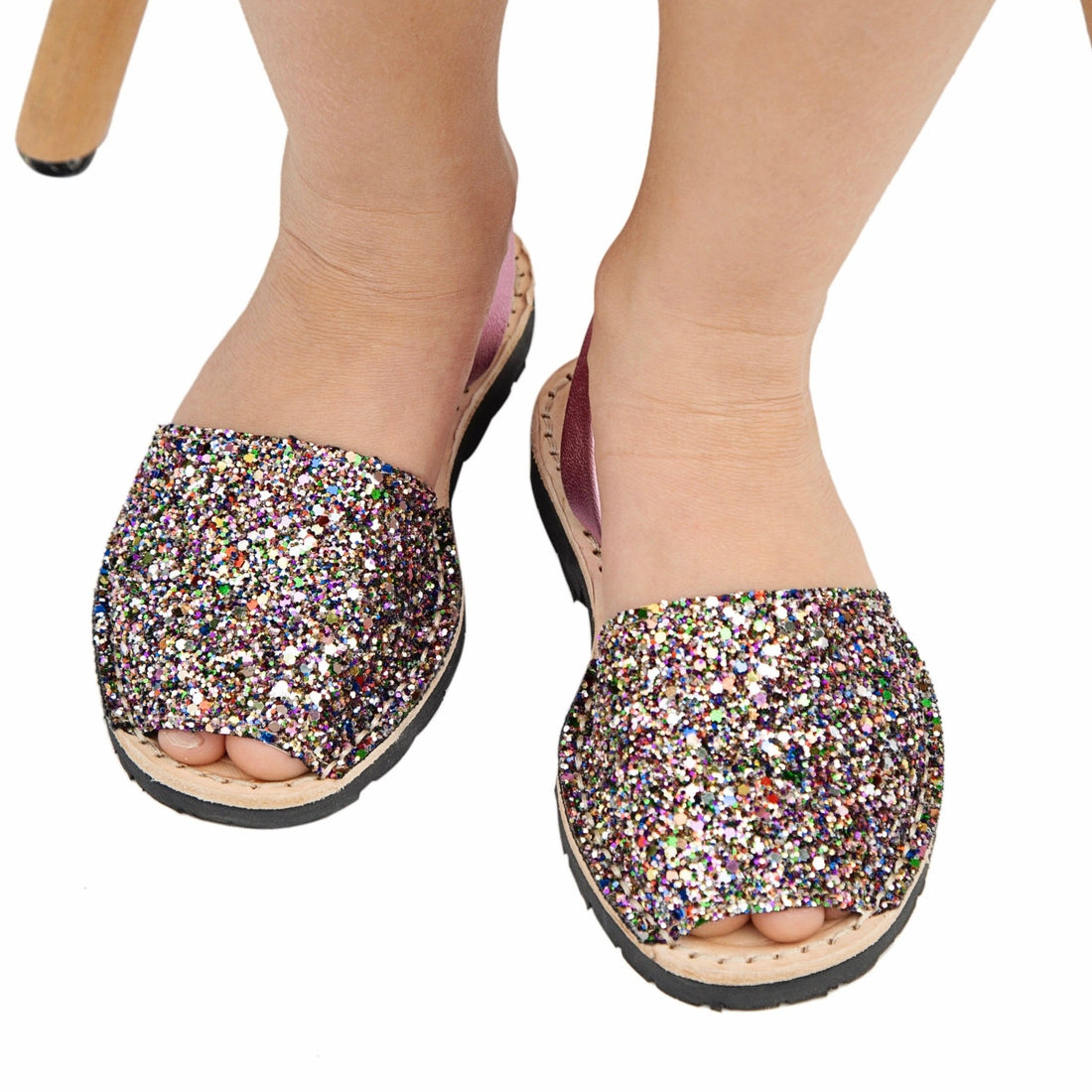 Girls Classic Avarca in Rainbow Pink Glitter - Shoeq