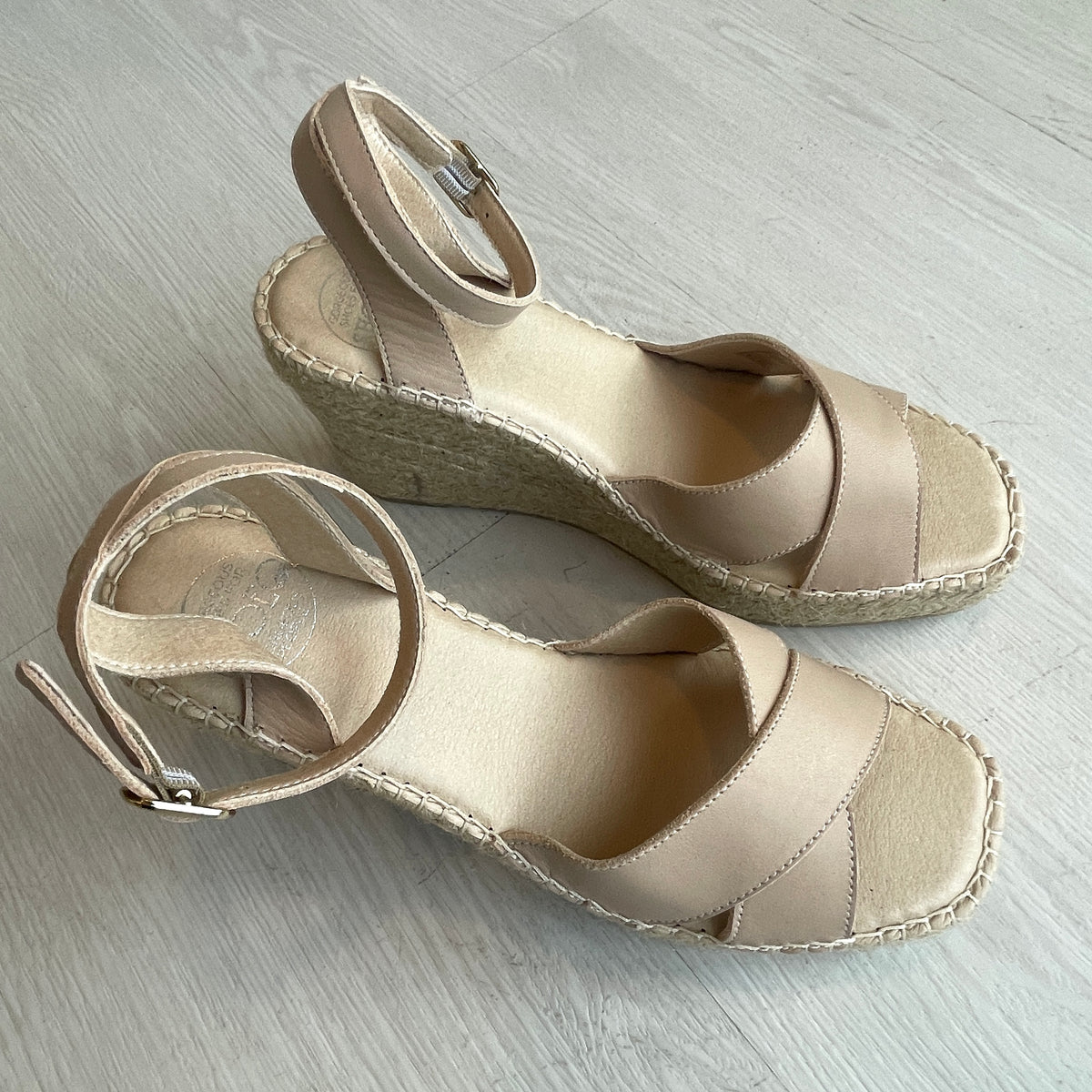 Lucia Espadrille Wedge in Sand - Outlet item - Size 40