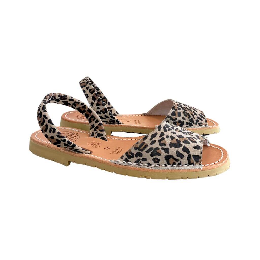 Peekaboo Avarca in Dark Leopard - Shoeq