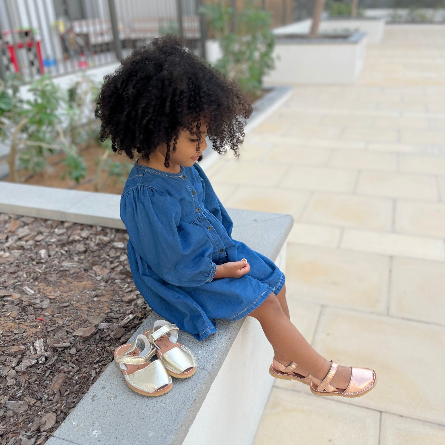 Toddler Avarca in Champagne Metallic - Shoeq